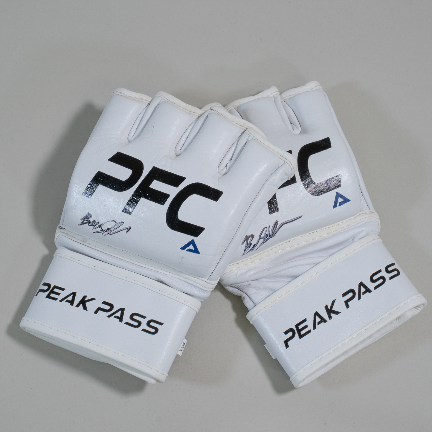 Braxton Smith fight worn gloves PFC 27